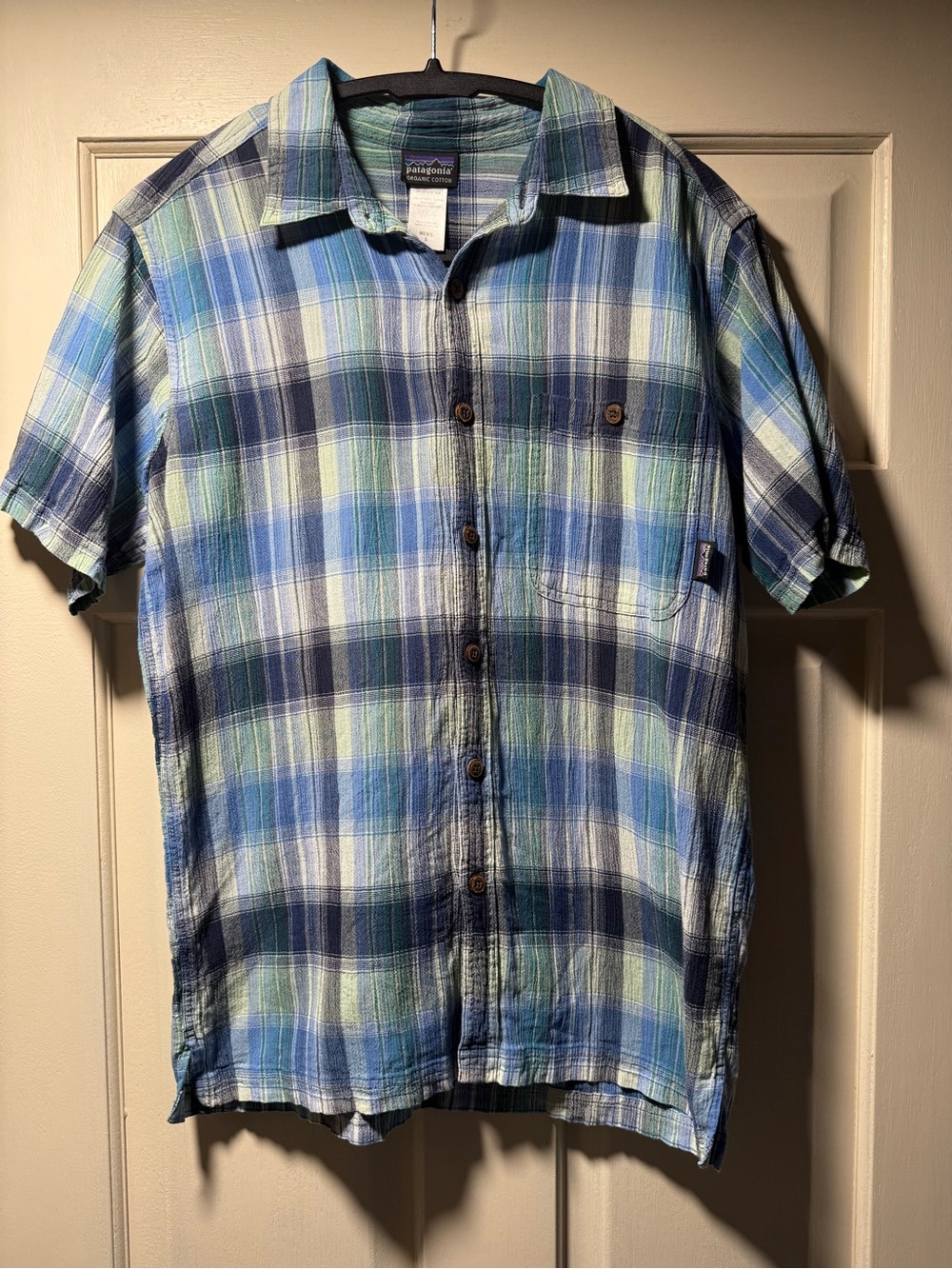 Patagonia Men’s Small Organic Cotton Plaid Short Sleeve Button Down Shirt